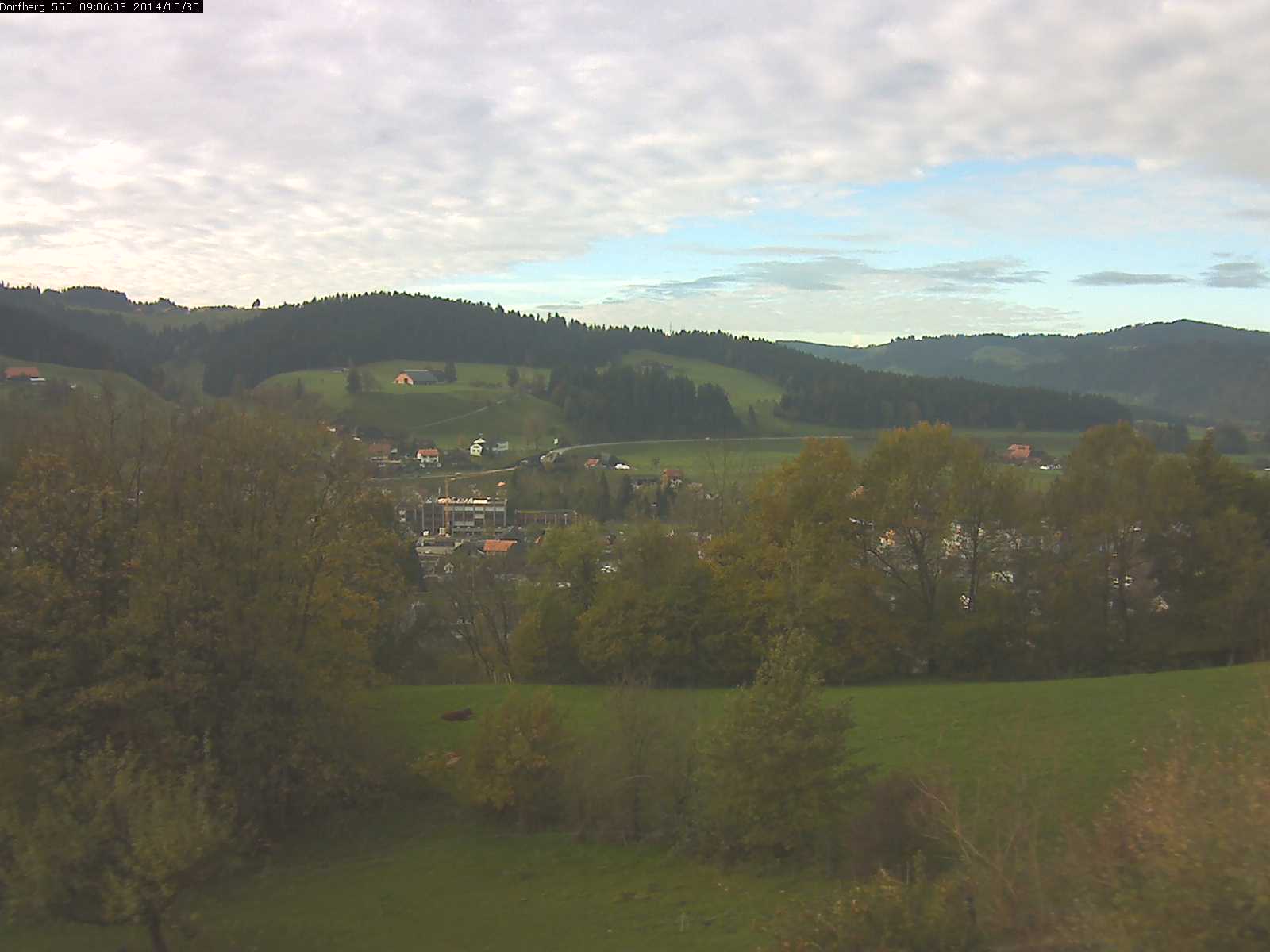 Webcam-Bild: Aussicht vom Dorfberg in Langnau 20141030-090601