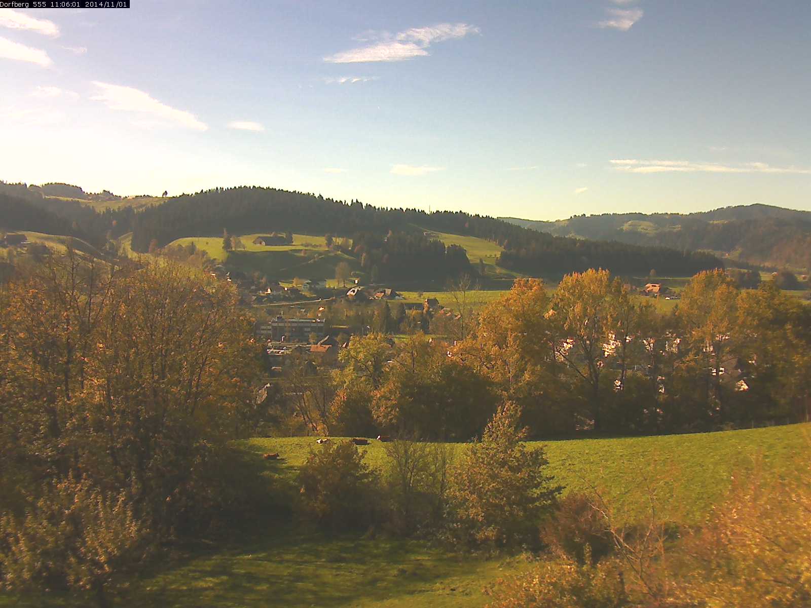 Webcam-Bild: Aussicht vom Dorfberg in Langnau 20141101-110601
