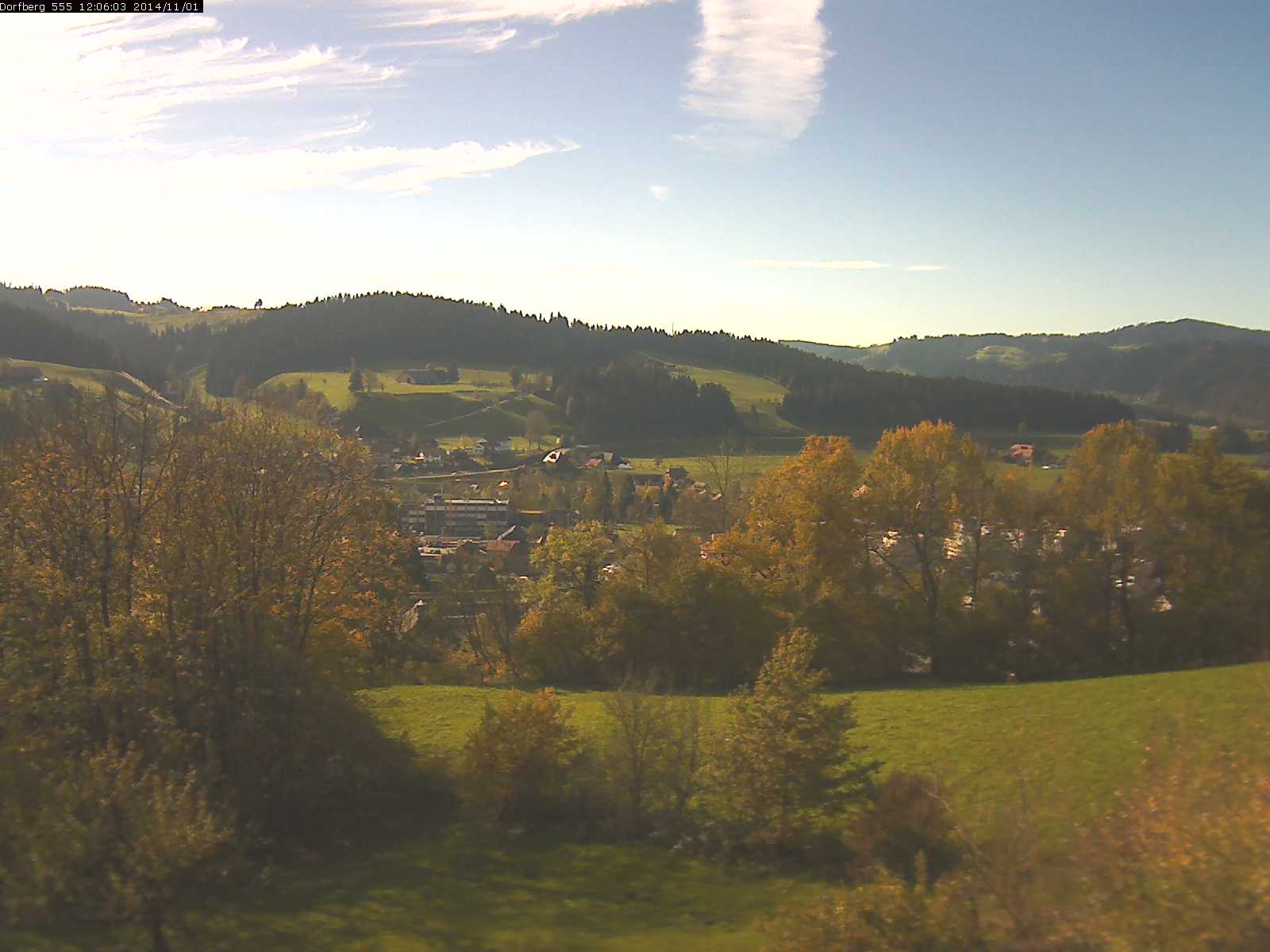 Webcam-Bild: Aussicht vom Dorfberg in Langnau 20141101-120601