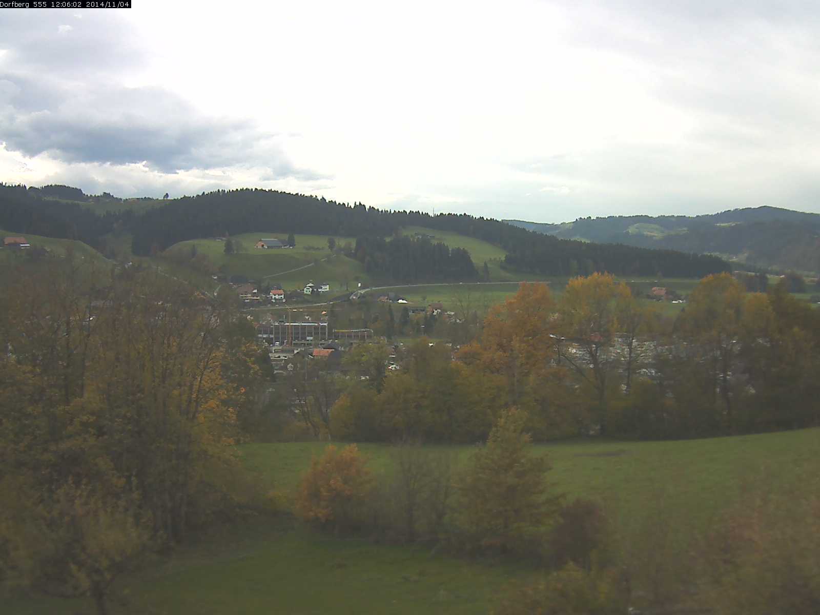 Webcam-Bild: Aussicht vom Dorfberg in Langnau 20141104-120601