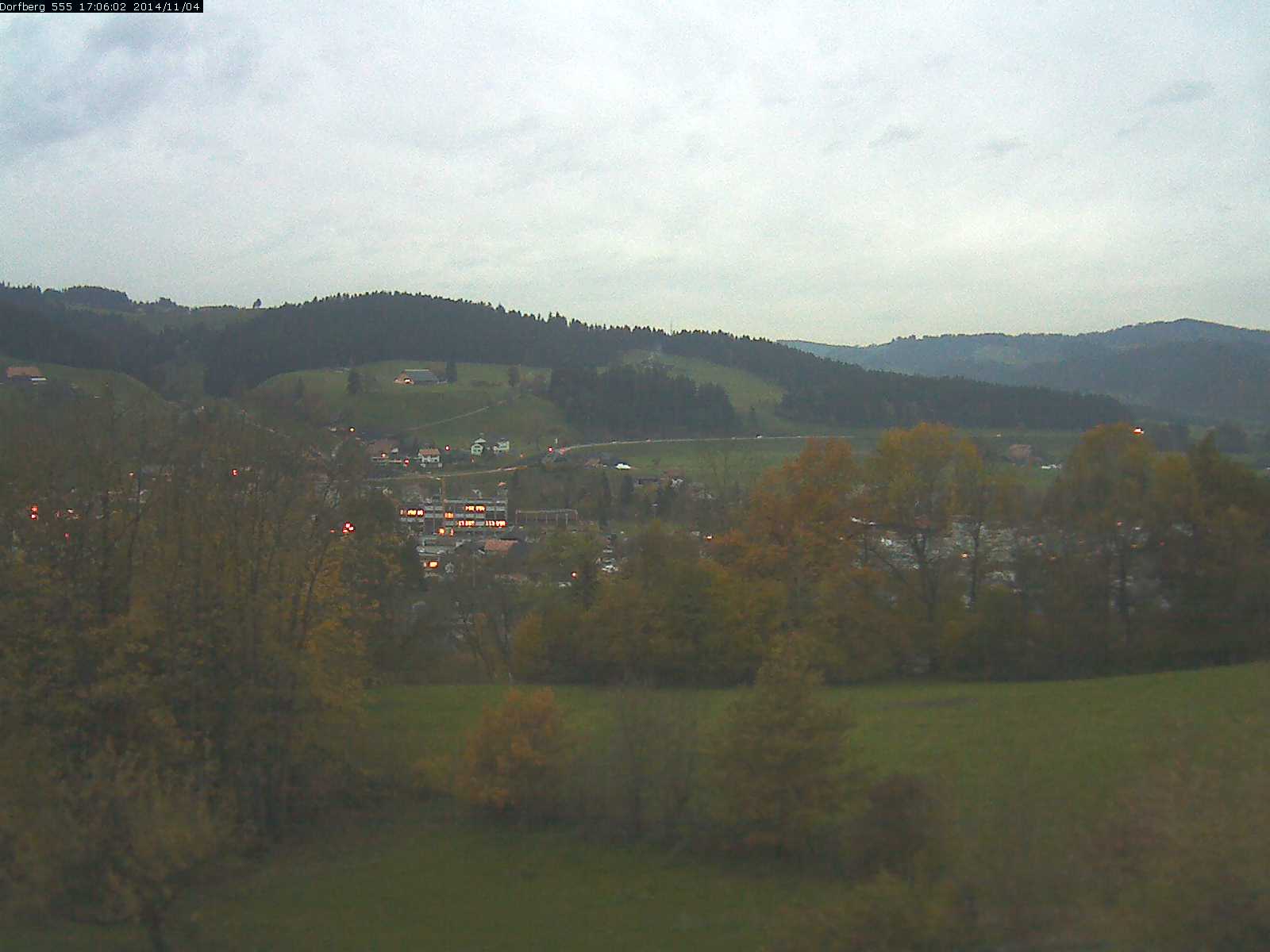 Webcam-Bild: Aussicht vom Dorfberg in Langnau 20141104-170601