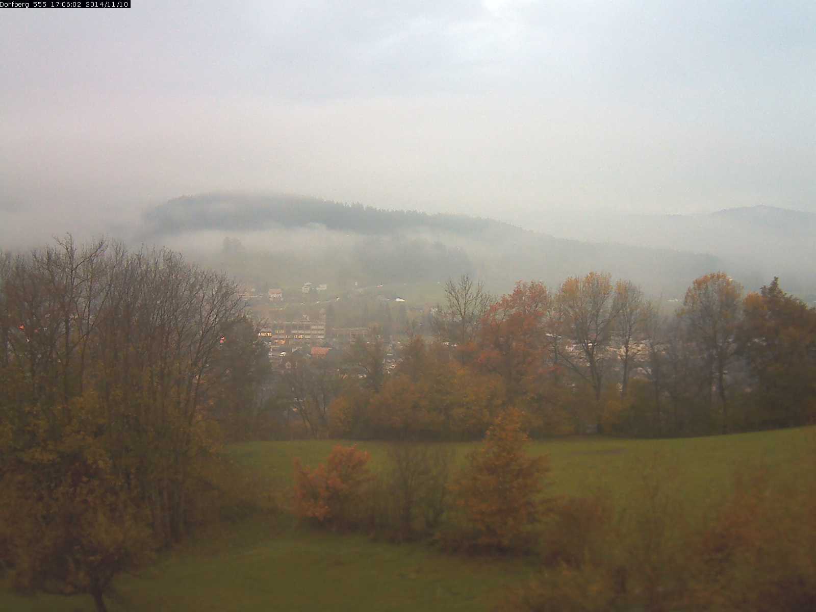 Webcam-Bild: Aussicht vom Dorfberg in Langnau 20141110-170601