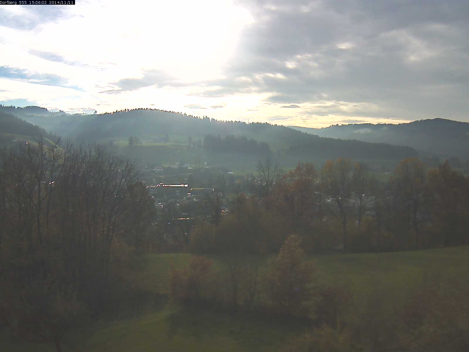 Webcam-Bild: Aussicht vom Dorfberg in Langnau 20141111-150601