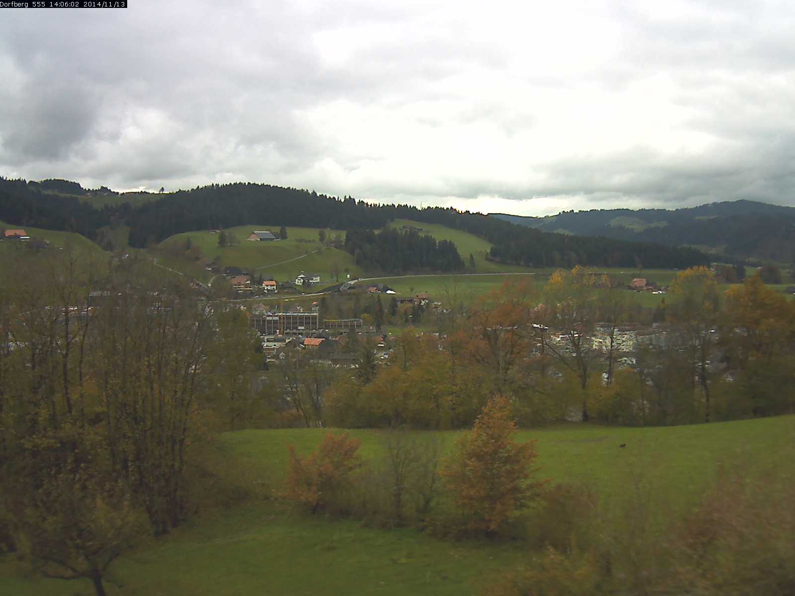Webcam-Bild: Aussicht vom Dorfberg in Langnau 20141113-140601