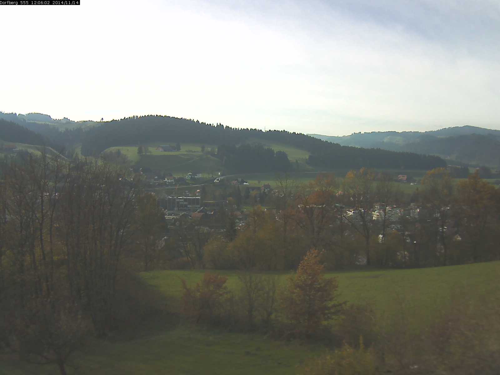 Webcam-Bild: Aussicht vom Dorfberg in Langnau 20141114-120601