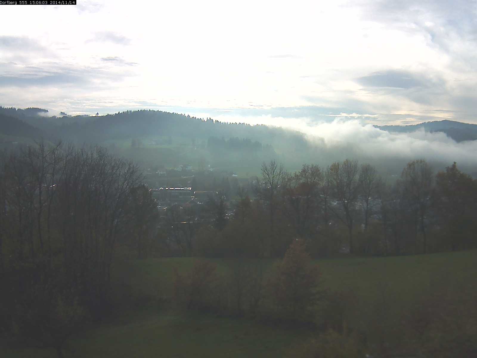 Webcam-Bild: Aussicht vom Dorfberg in Langnau 20141114-150601