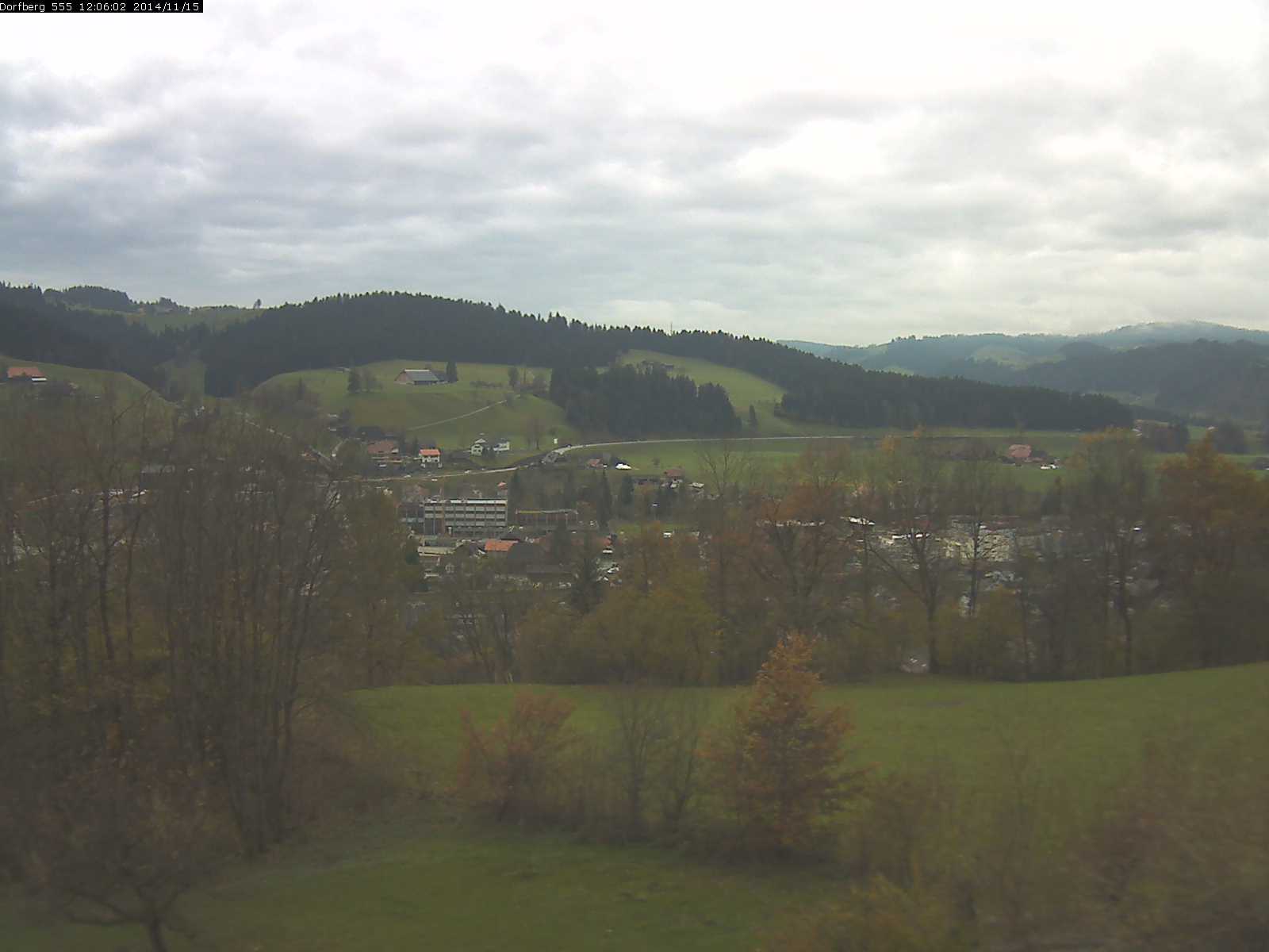 Webcam-Bild: Aussicht vom Dorfberg in Langnau 20141115-120601