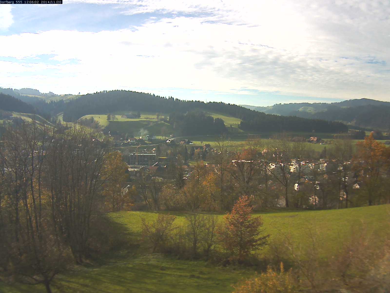 Webcam-Bild: Aussicht vom Dorfberg in Langnau 20141120-120601