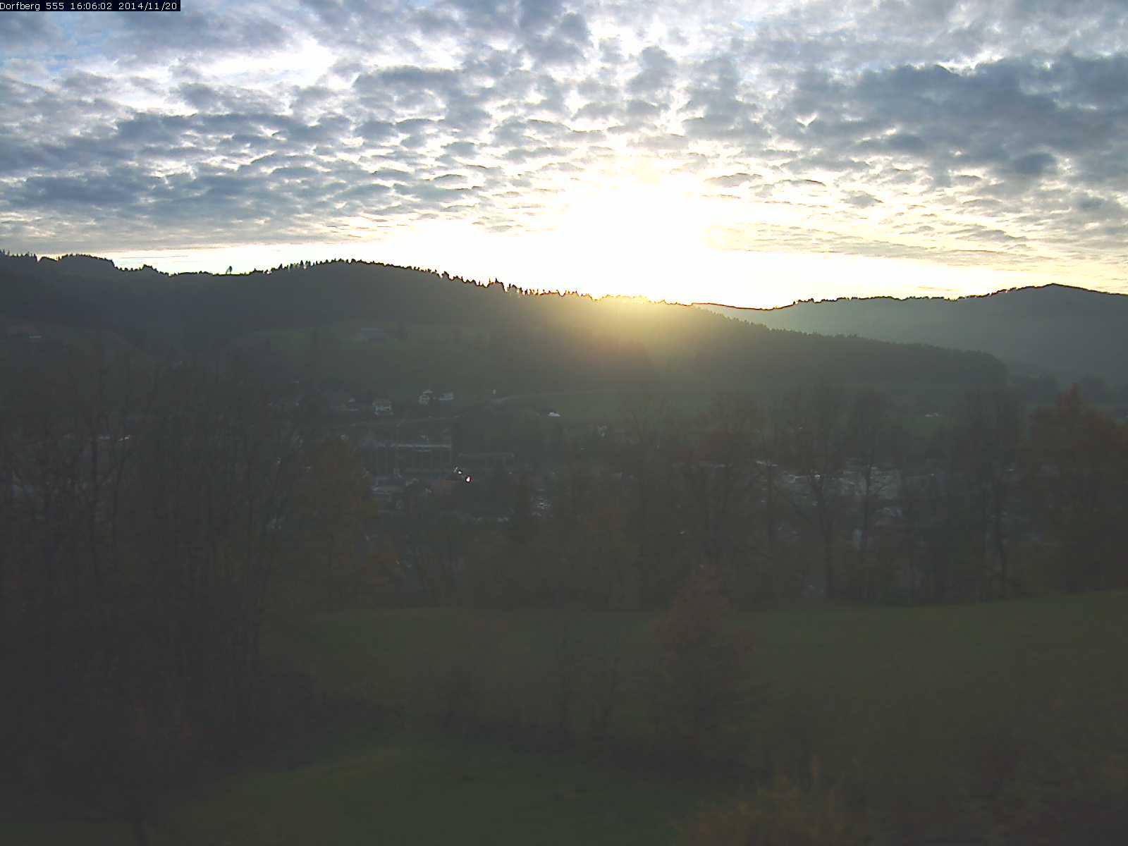 Webcam-Bild: Aussicht vom Dorfberg in Langnau 20141120-160601