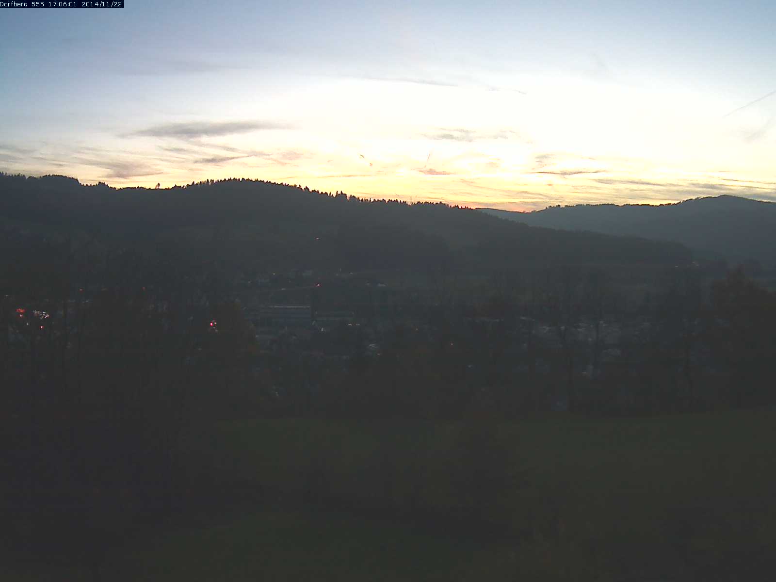 Webcam-Bild: Aussicht vom Dorfberg in Langnau 20141122-170601