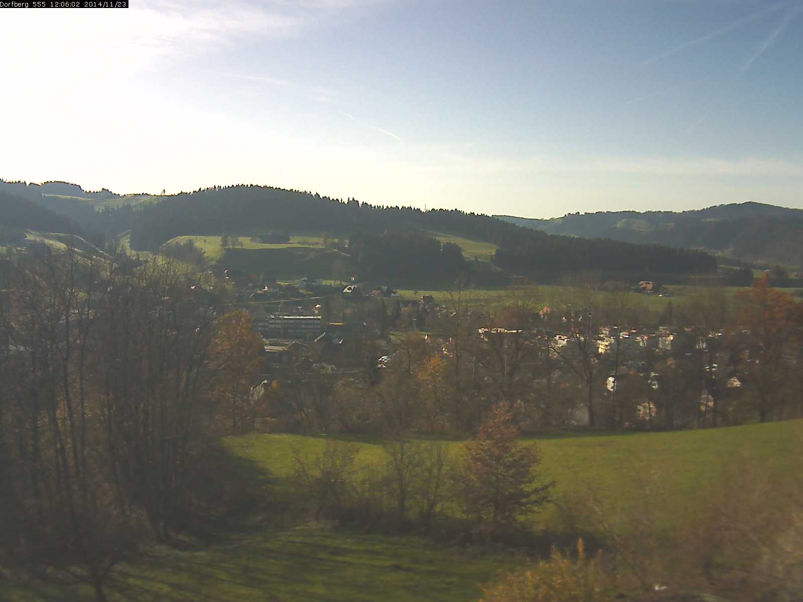 Webcam-Bild: Aussicht vom Dorfberg in Langnau 20141123-120601