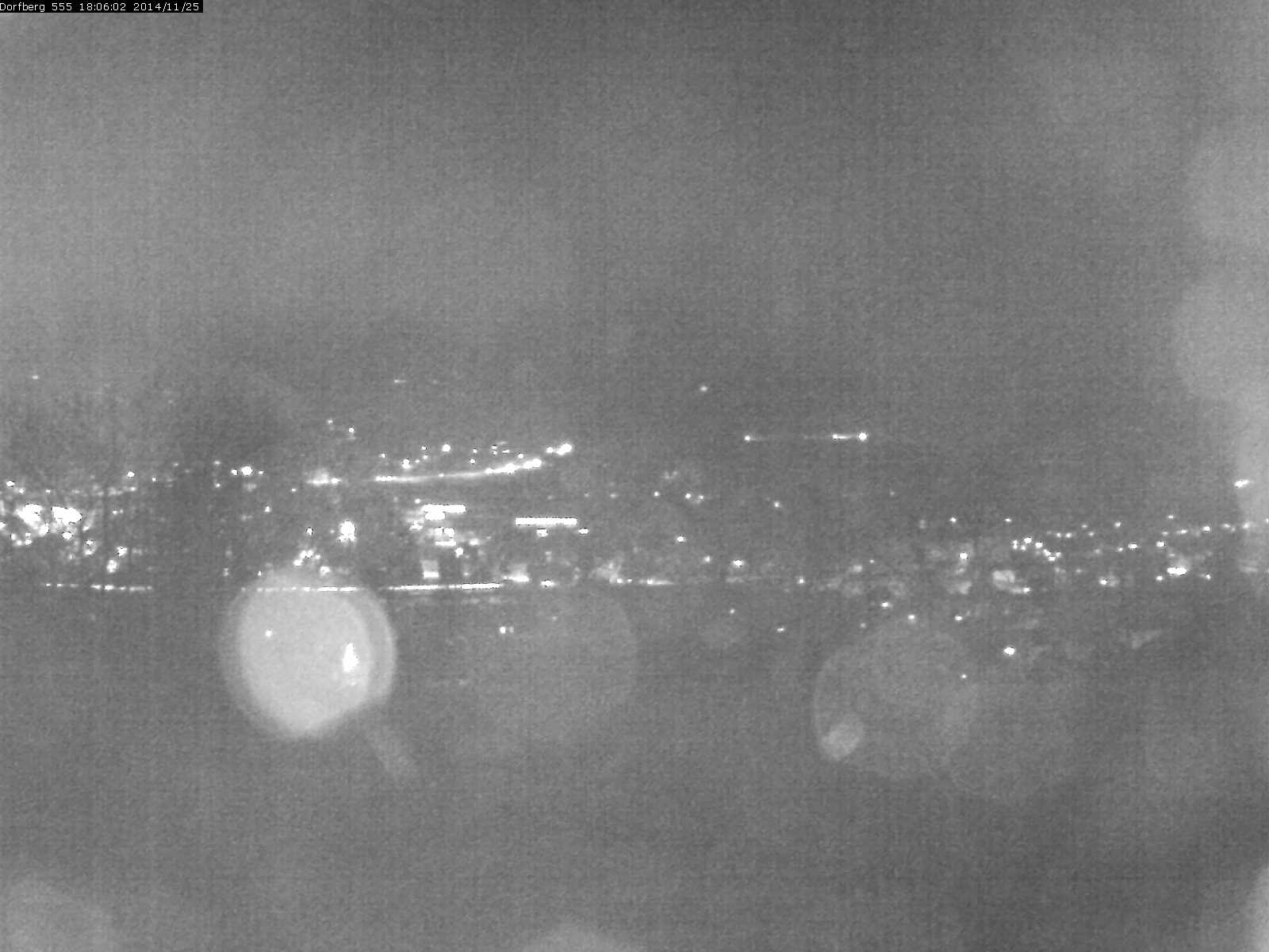 Webcam-Bild: Aussicht vom Dorfberg in Langnau 20141125-180601