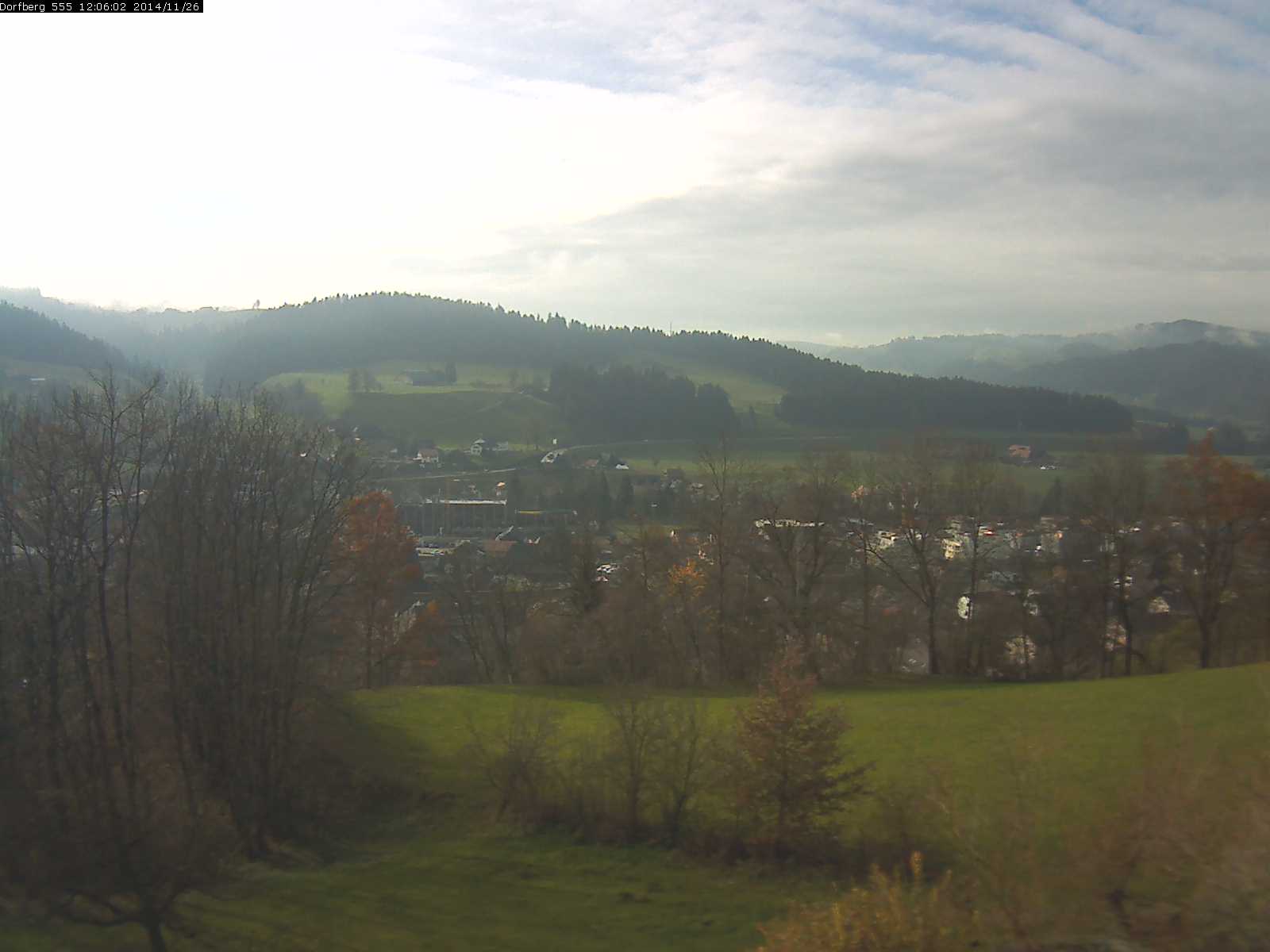 Webcam-Bild: Aussicht vom Dorfberg in Langnau 20141126-120601