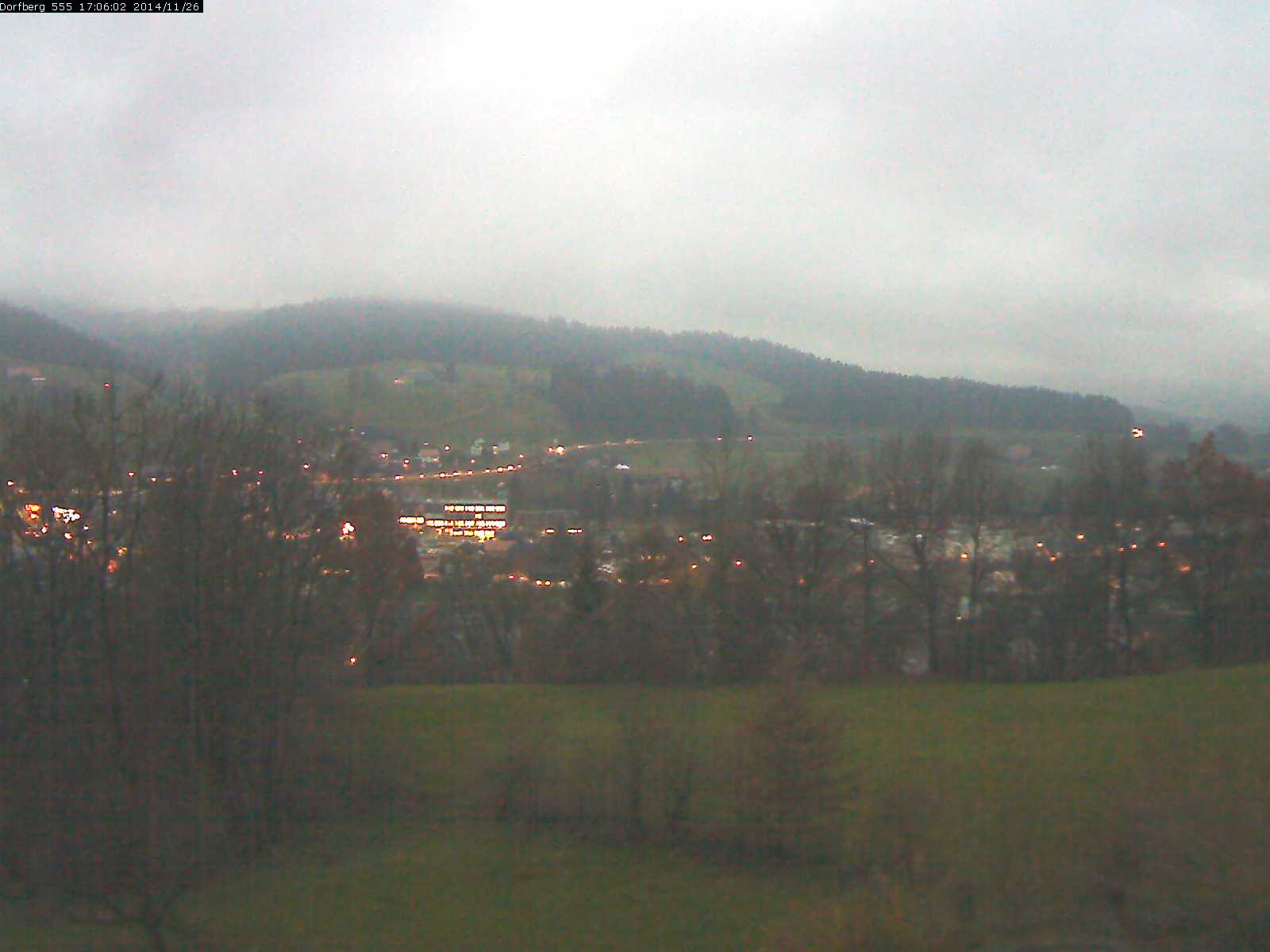 Webcam-Bild: Aussicht vom Dorfberg in Langnau 20141126-170601