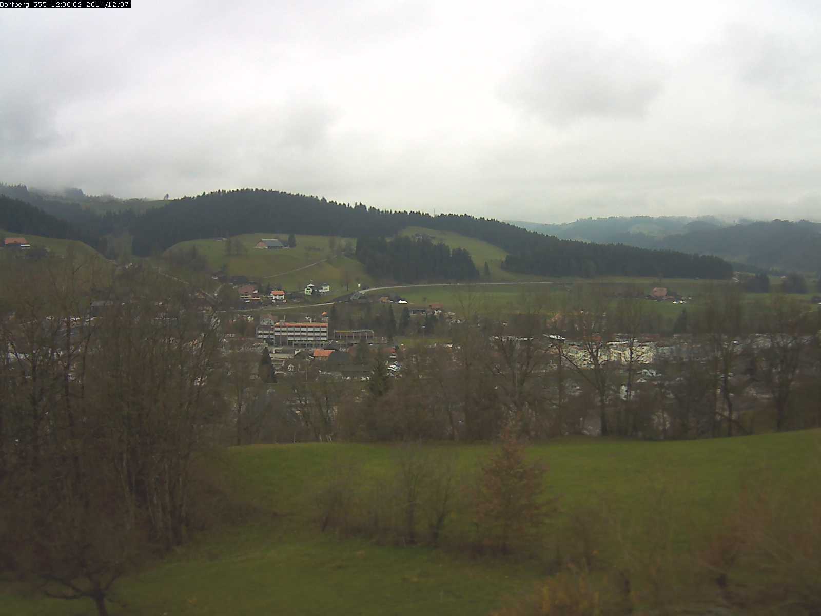 Webcam-Bild: Aussicht vom Dorfberg in Langnau 20141207-120601