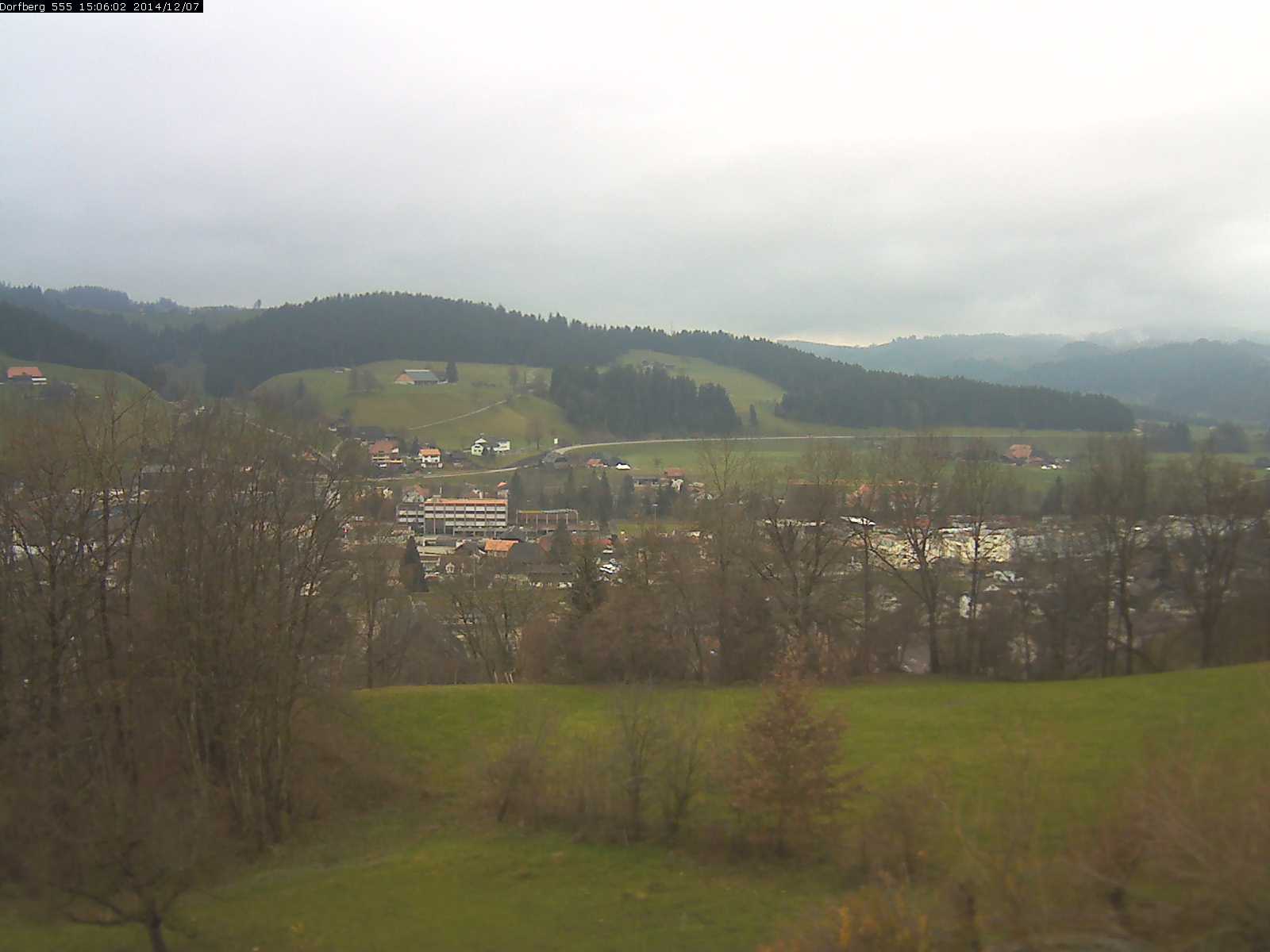 Webcam-Bild: Aussicht vom Dorfberg in Langnau 20141207-150601