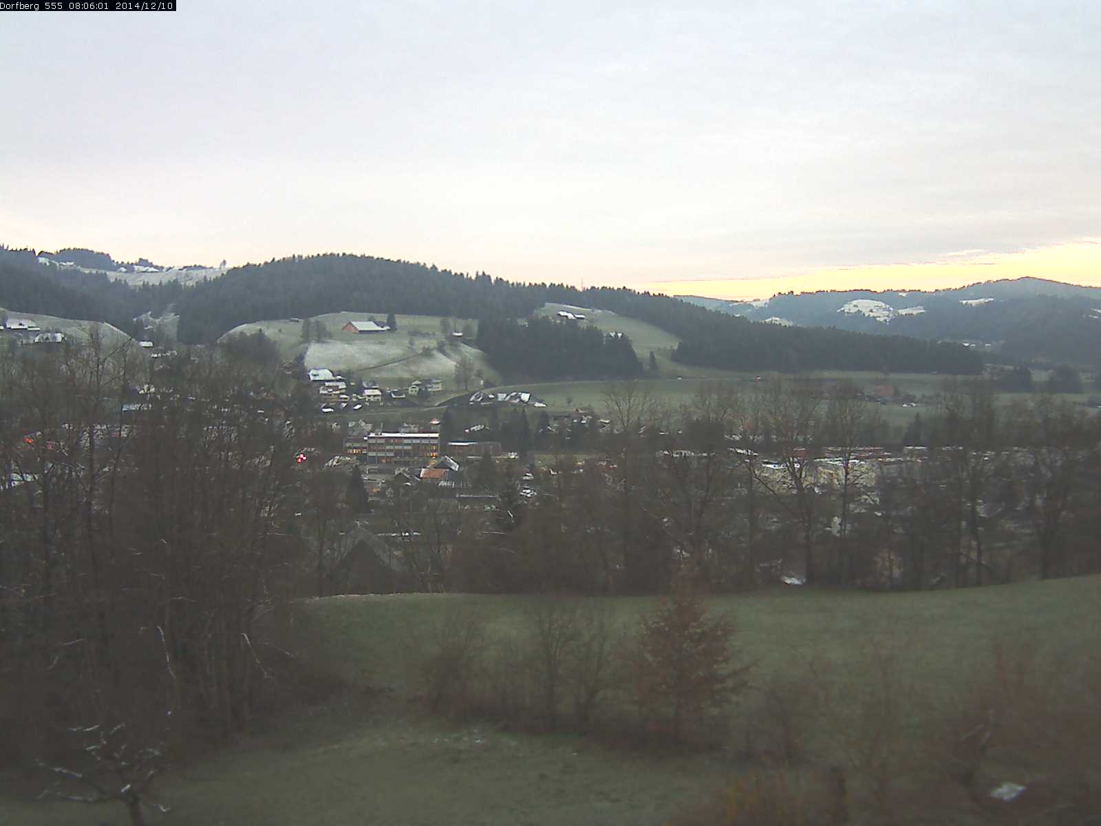 Webcam-Bild: Aussicht vom Dorfberg in Langnau 20141210-080601