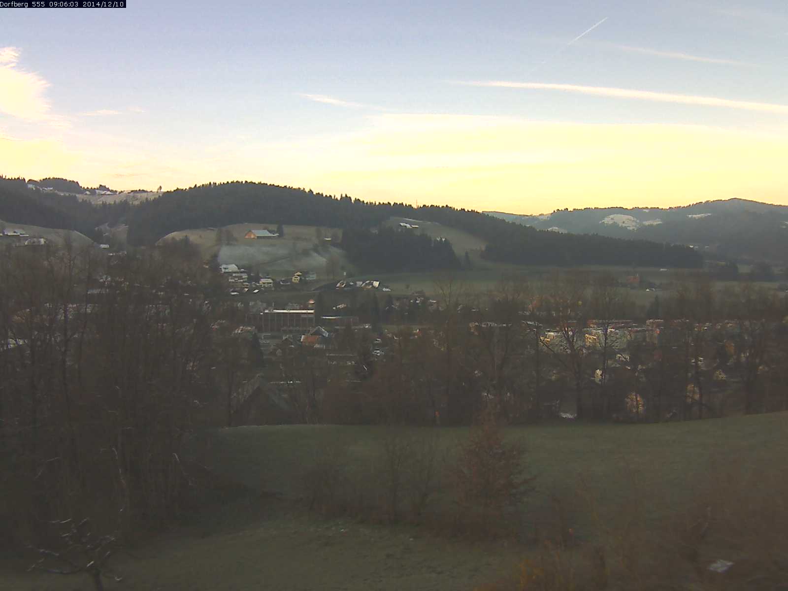 Webcam-Bild: Aussicht vom Dorfberg in Langnau 20141210-090601