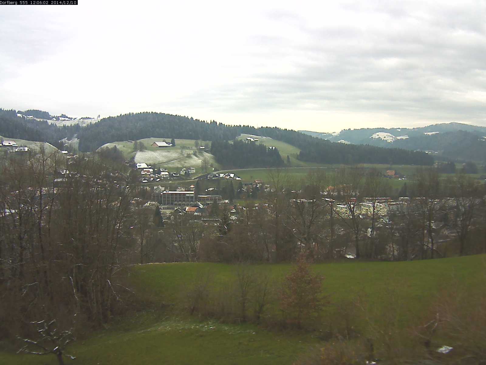 Webcam-Bild: Aussicht vom Dorfberg in Langnau 20141210-120601