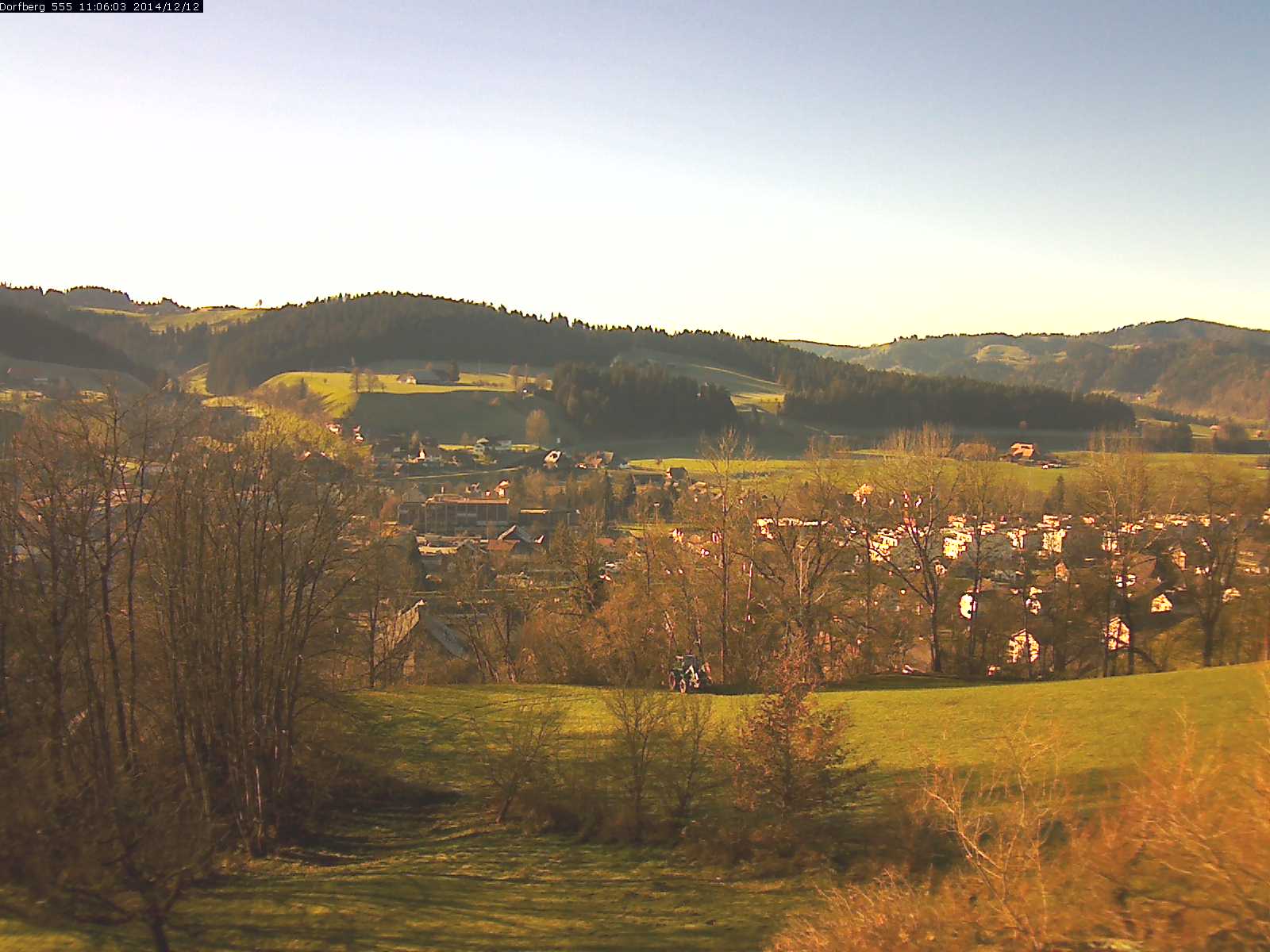 Webcam-Bild: Aussicht vom Dorfberg in Langnau 20141212-110601