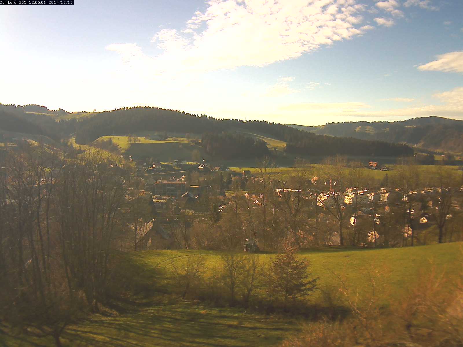 Webcam-Bild: Aussicht vom Dorfberg in Langnau 20141212-120601