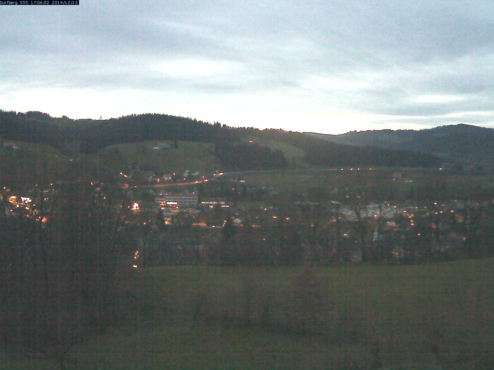 Webcam-Bild: Aussicht vom Dorfberg in Langnau 20141213-170601