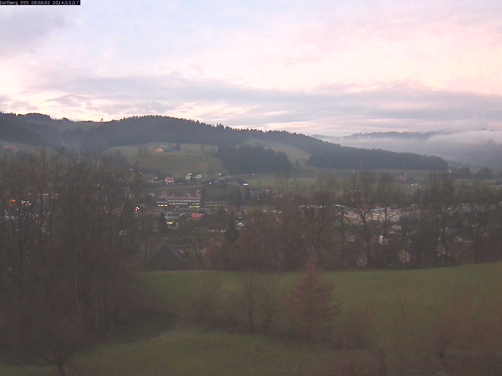 Webcam-Bild: Aussicht vom Dorfberg in Langnau 20141217-080601