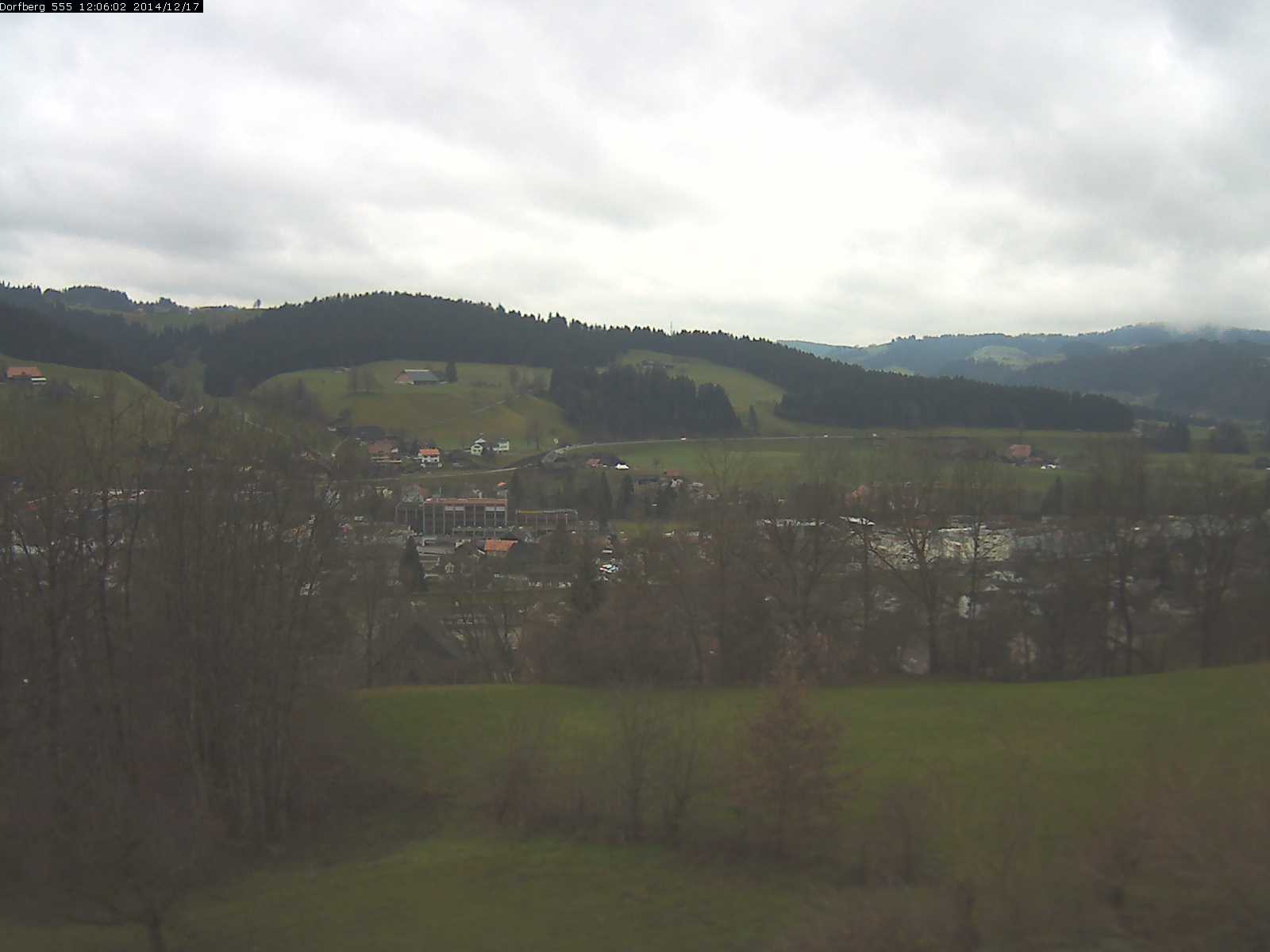 Webcam-Bild: Aussicht vom Dorfberg in Langnau 20141217-120601