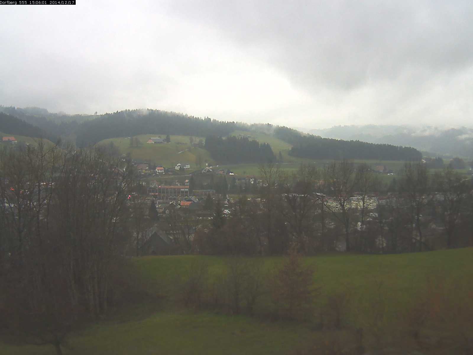 Webcam-Bild: Aussicht vom Dorfberg in Langnau 20141217-150601