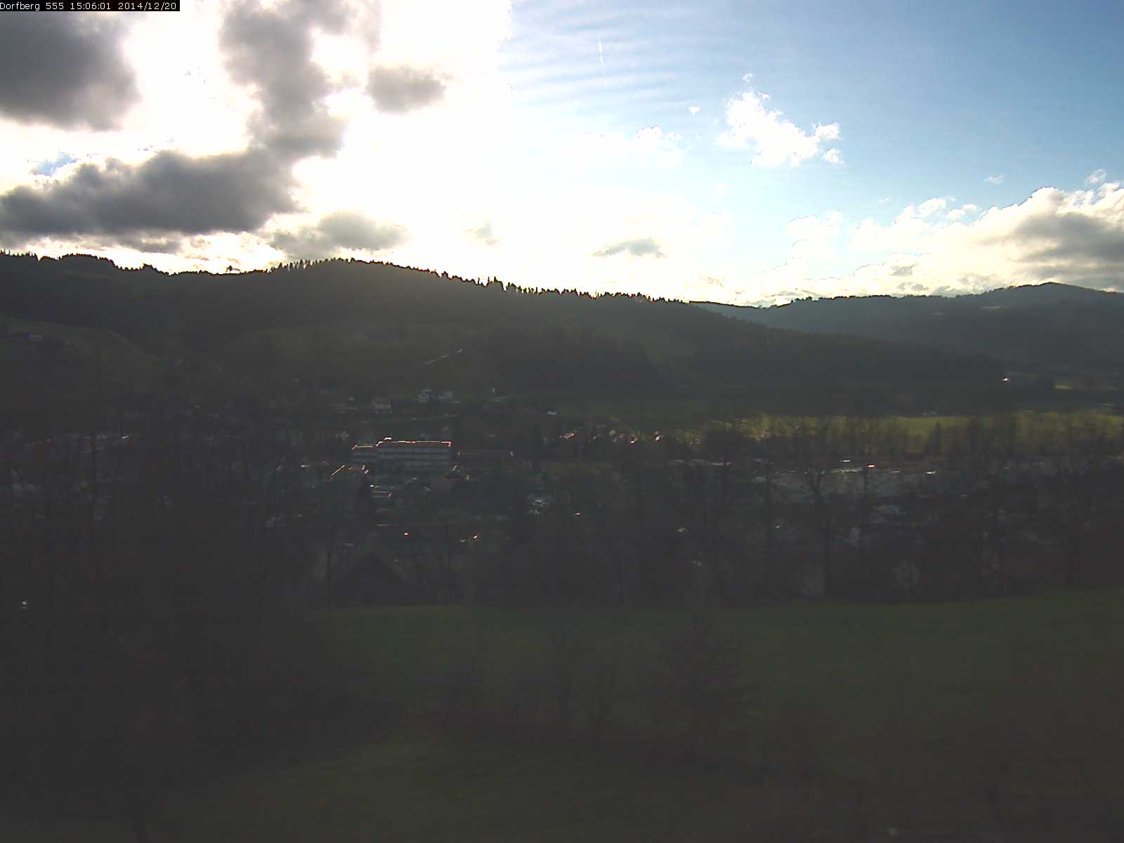 Webcam-Bild: Aussicht vom Dorfberg in Langnau 20141220-150601