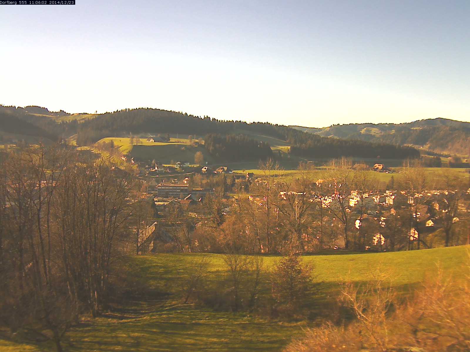 Webcam-Bild: Aussicht vom Dorfberg in Langnau 20141223-110601