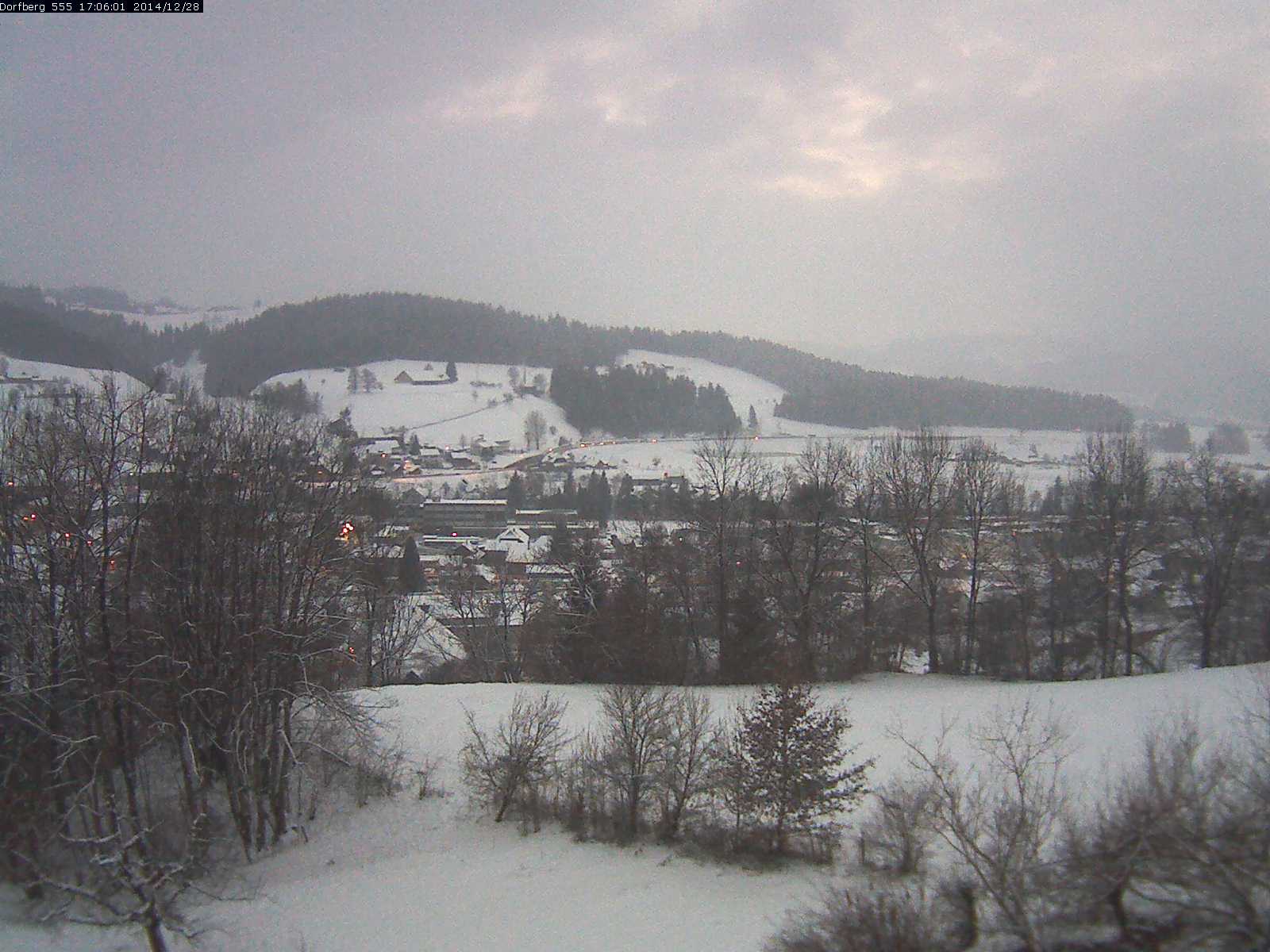 Webcam-Bild: Aussicht vom Dorfberg in Langnau 20141228-170601