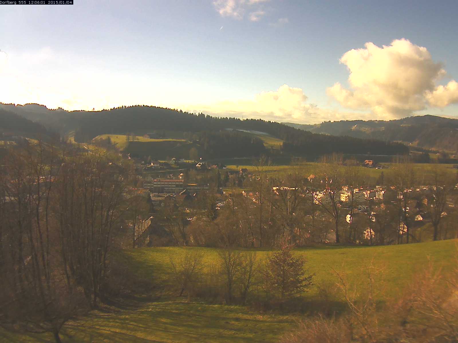 Webcam-Bild: Aussicht vom Dorfberg in Langnau 20150104-120601