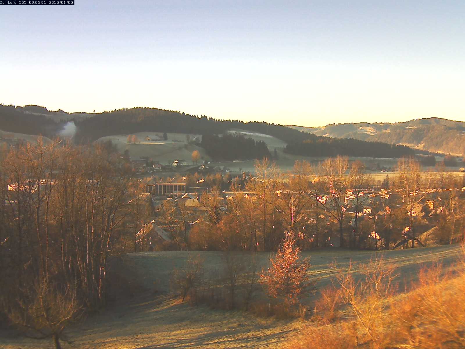 Webcam-Bild: Aussicht vom Dorfberg in Langnau 20150105-090601