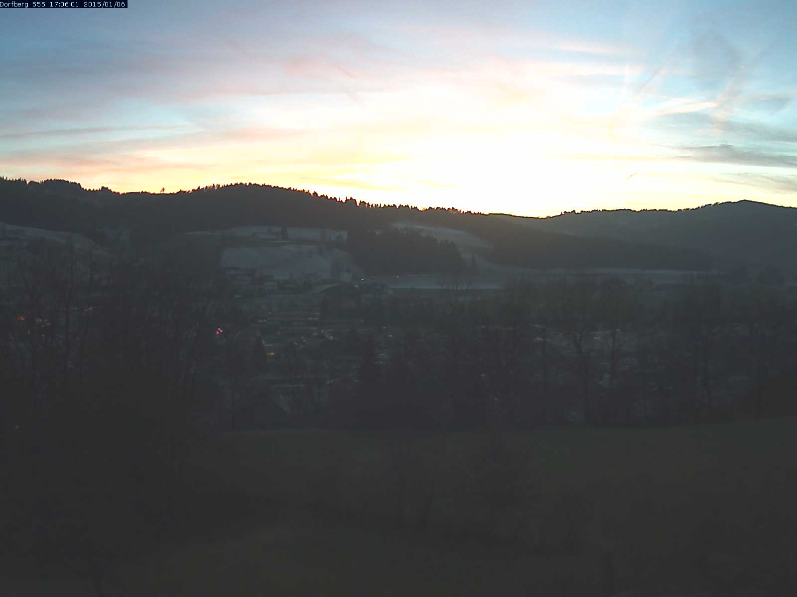 Webcam-Bild: Aussicht vom Dorfberg in Langnau 20150106-170601