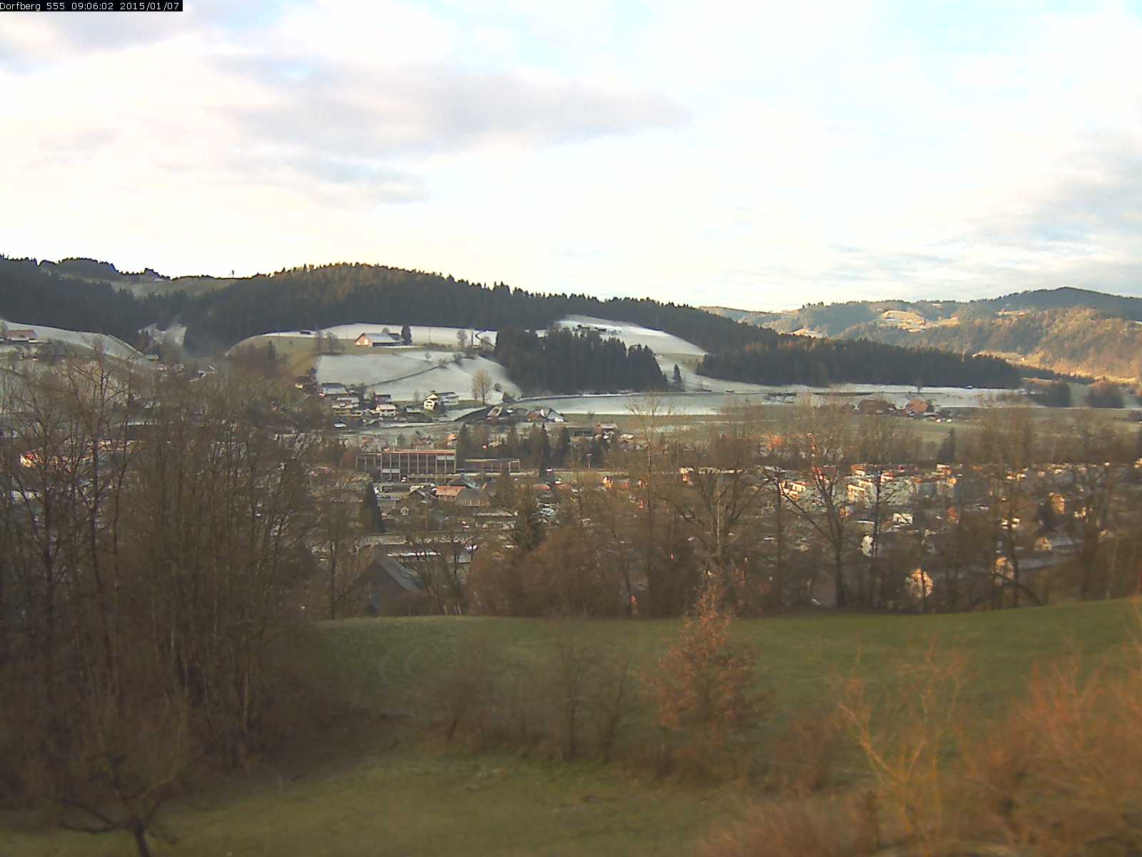 Webcam-Bild: Aussicht vom Dorfberg in Langnau 20150107-090601