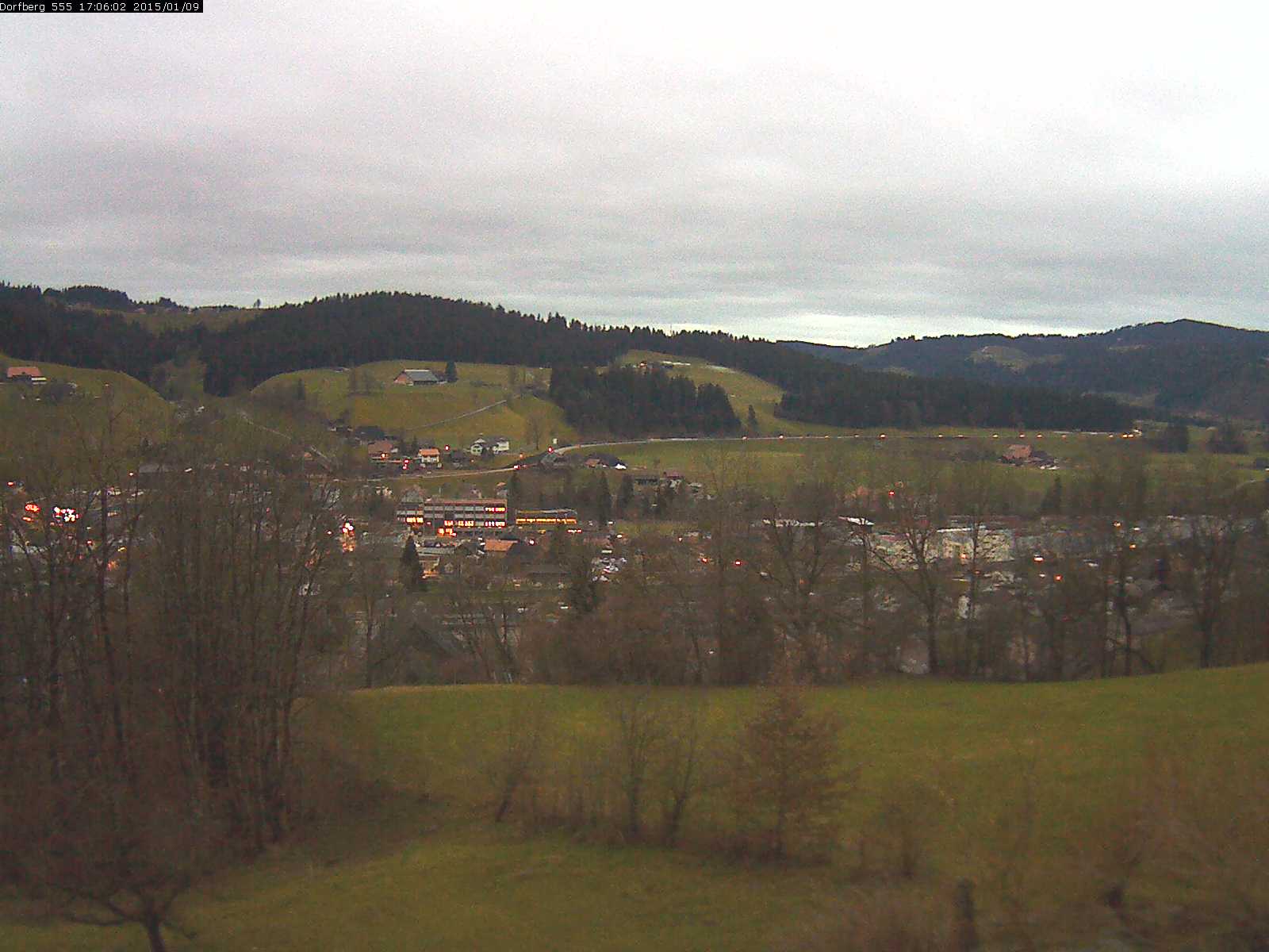 Webcam-Bild: Aussicht vom Dorfberg in Langnau 20150109-170601