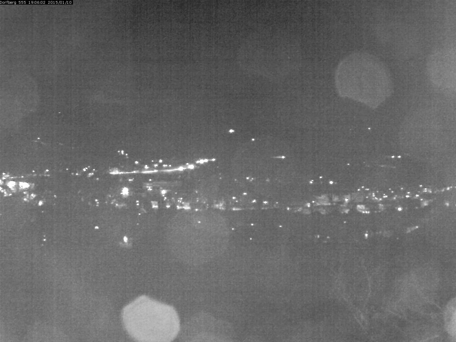 Webcam-Bild: Aussicht vom Dorfberg in Langnau 20150110-190601