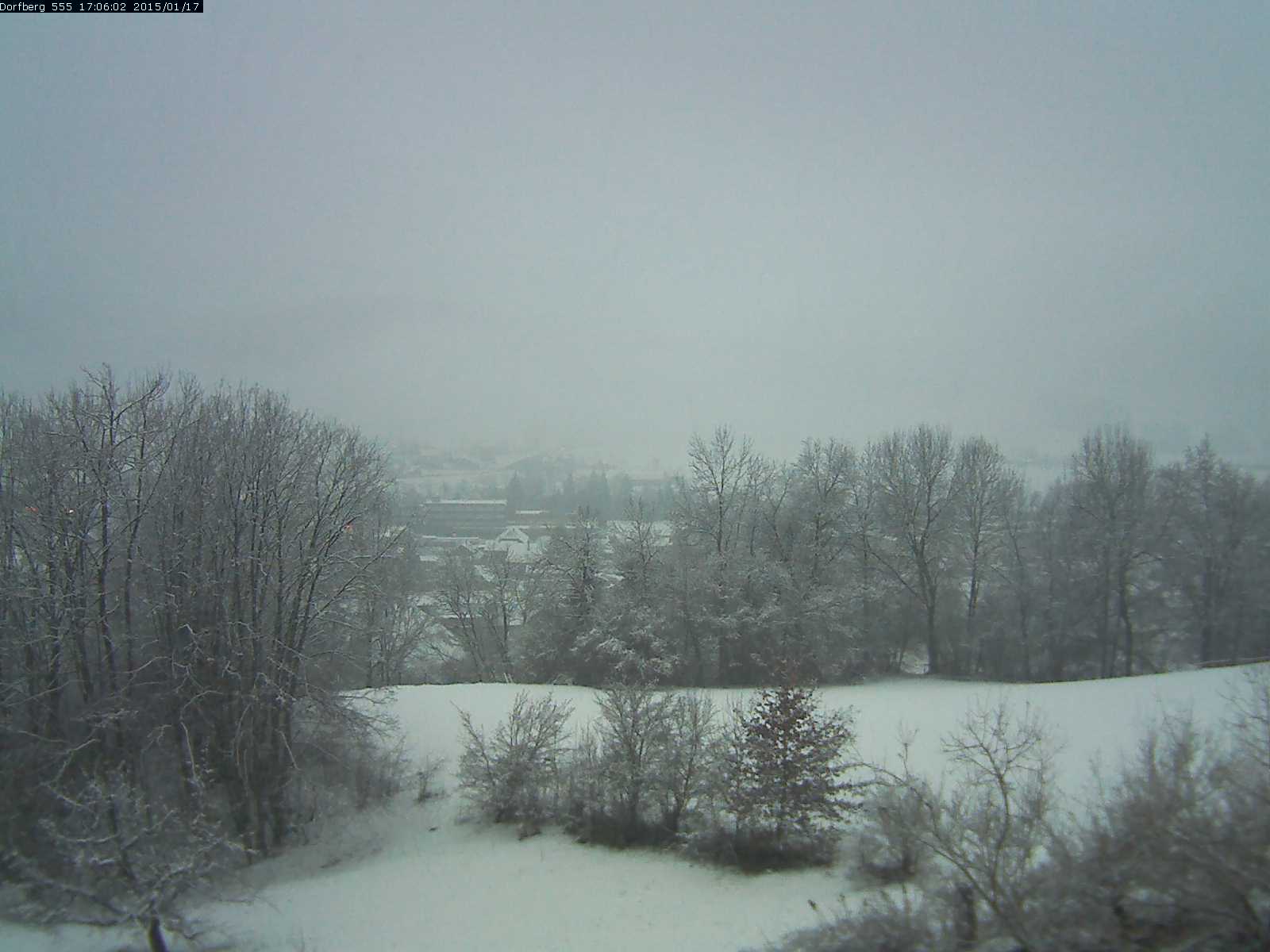 Webcam-Bild: Aussicht vom Dorfberg in Langnau 20150117-170601