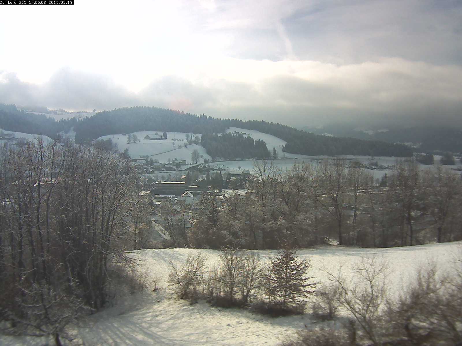 Webcam-Bild: Aussicht vom Dorfberg in Langnau 20150118-140601