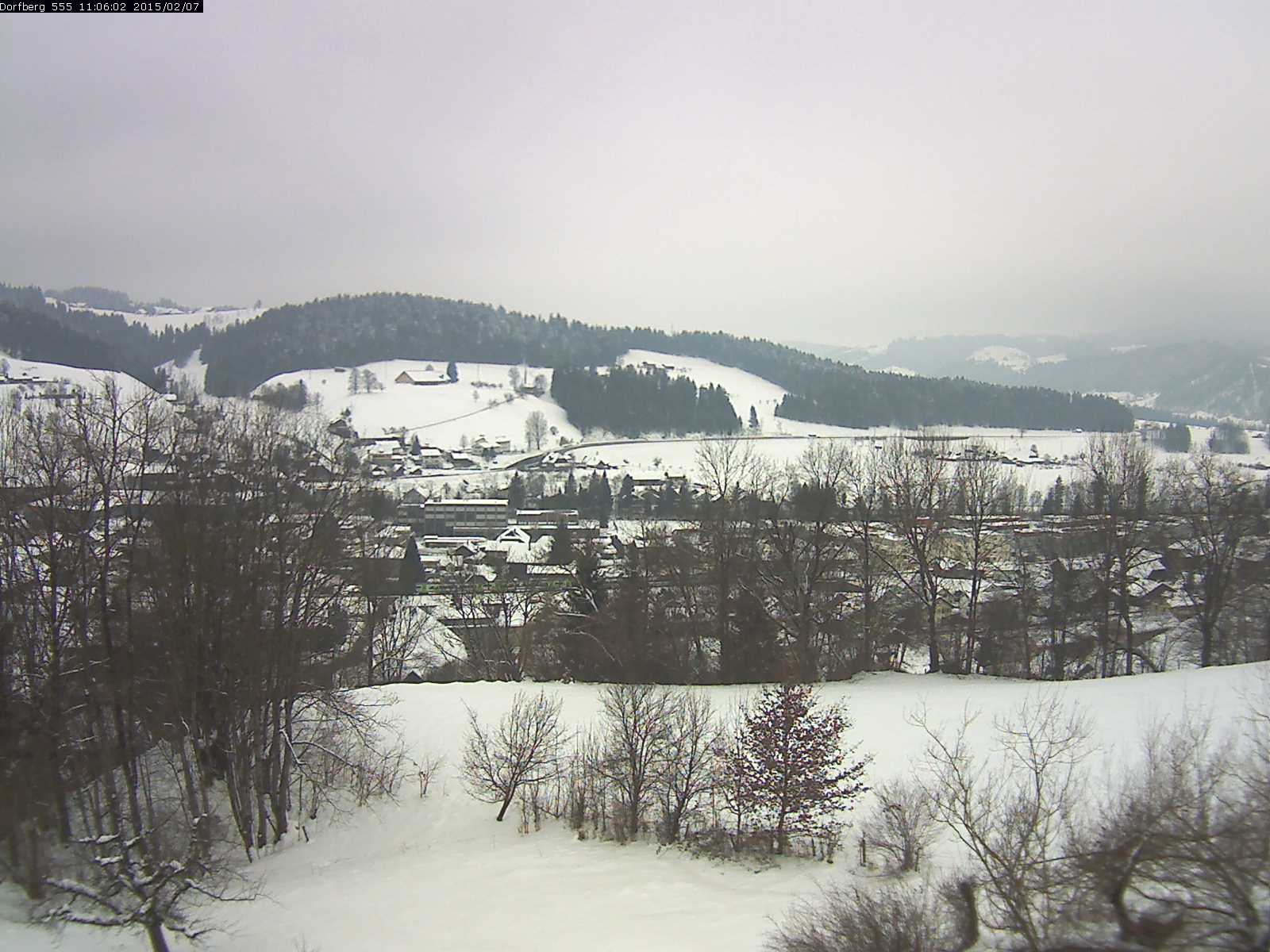 Webcam-Bild: Aussicht vom Dorfberg in Langnau 20150207-110601