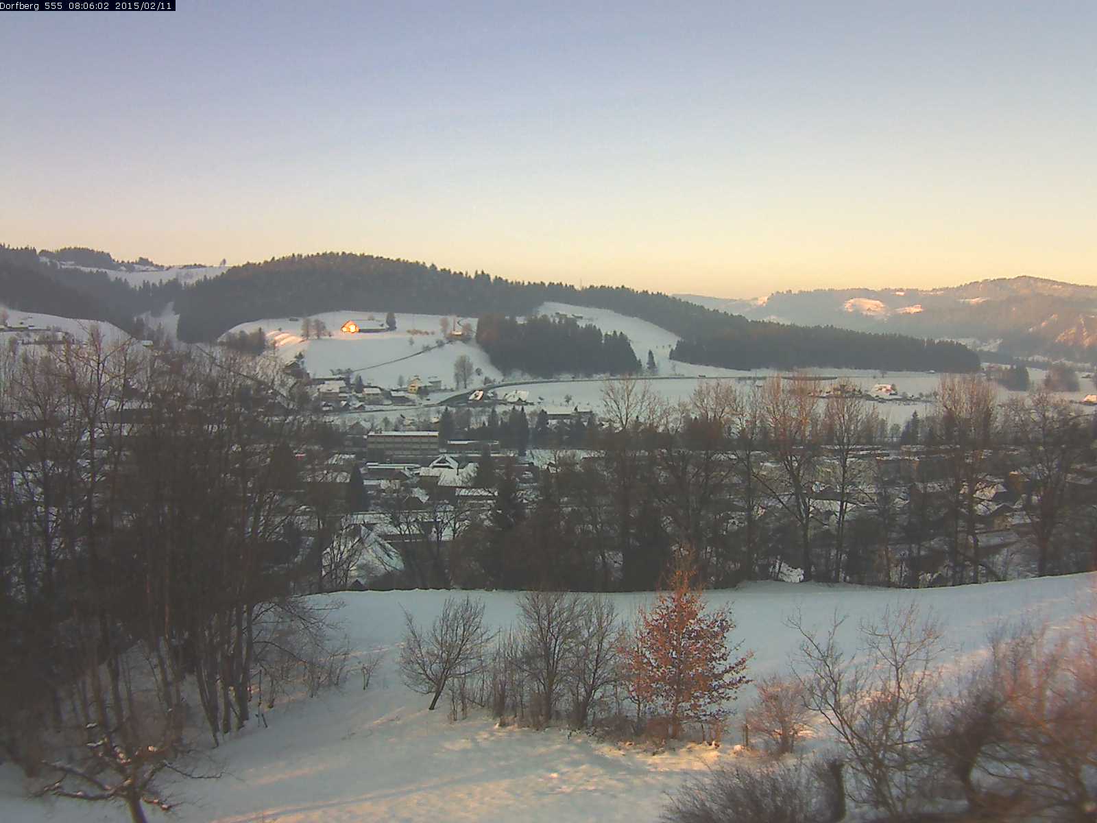 Webcam-Bild: Aussicht vom Dorfberg in Langnau 20150211-080601