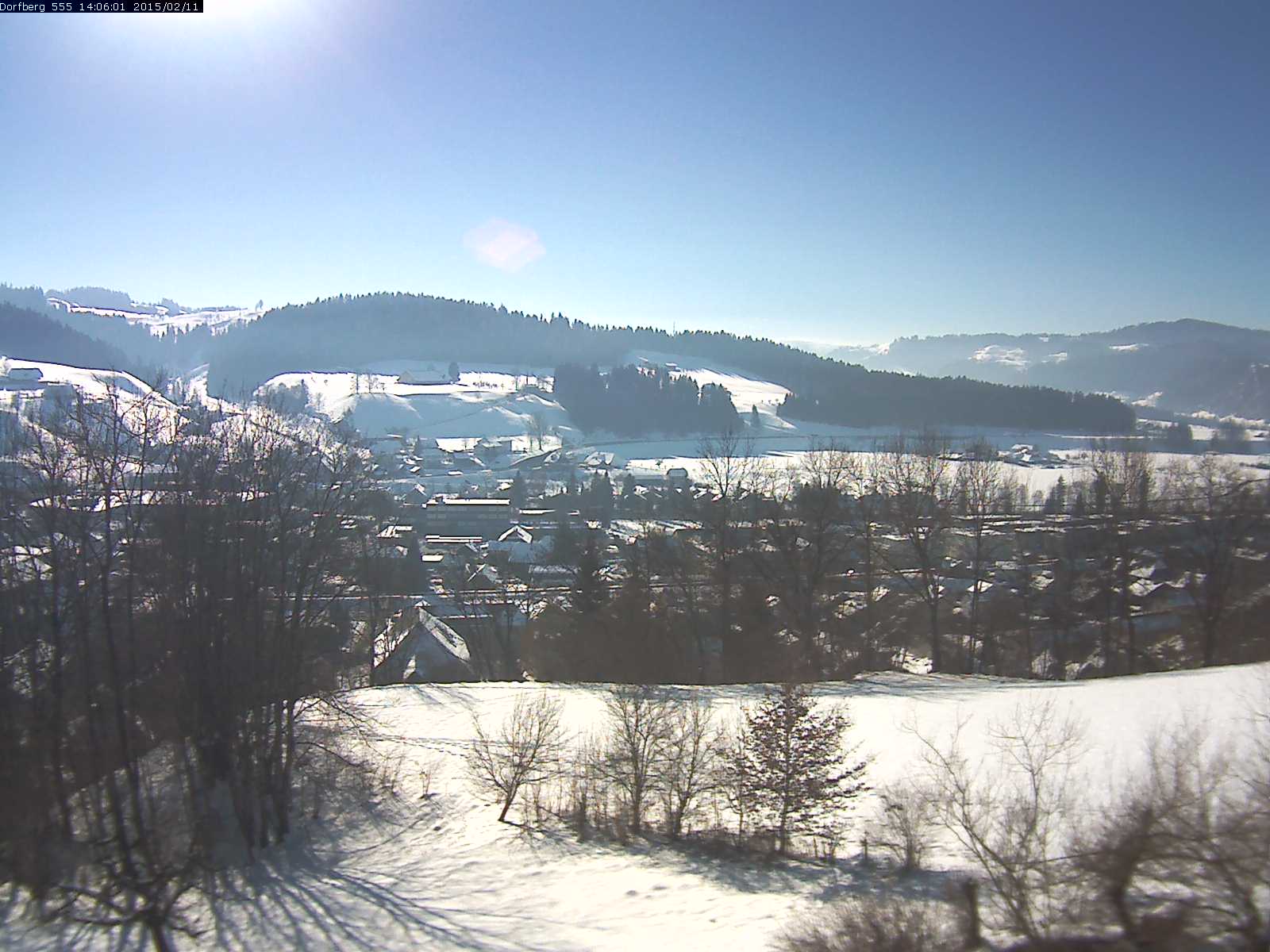 Webcam-Bild: Aussicht vom Dorfberg in Langnau 20150211-140601