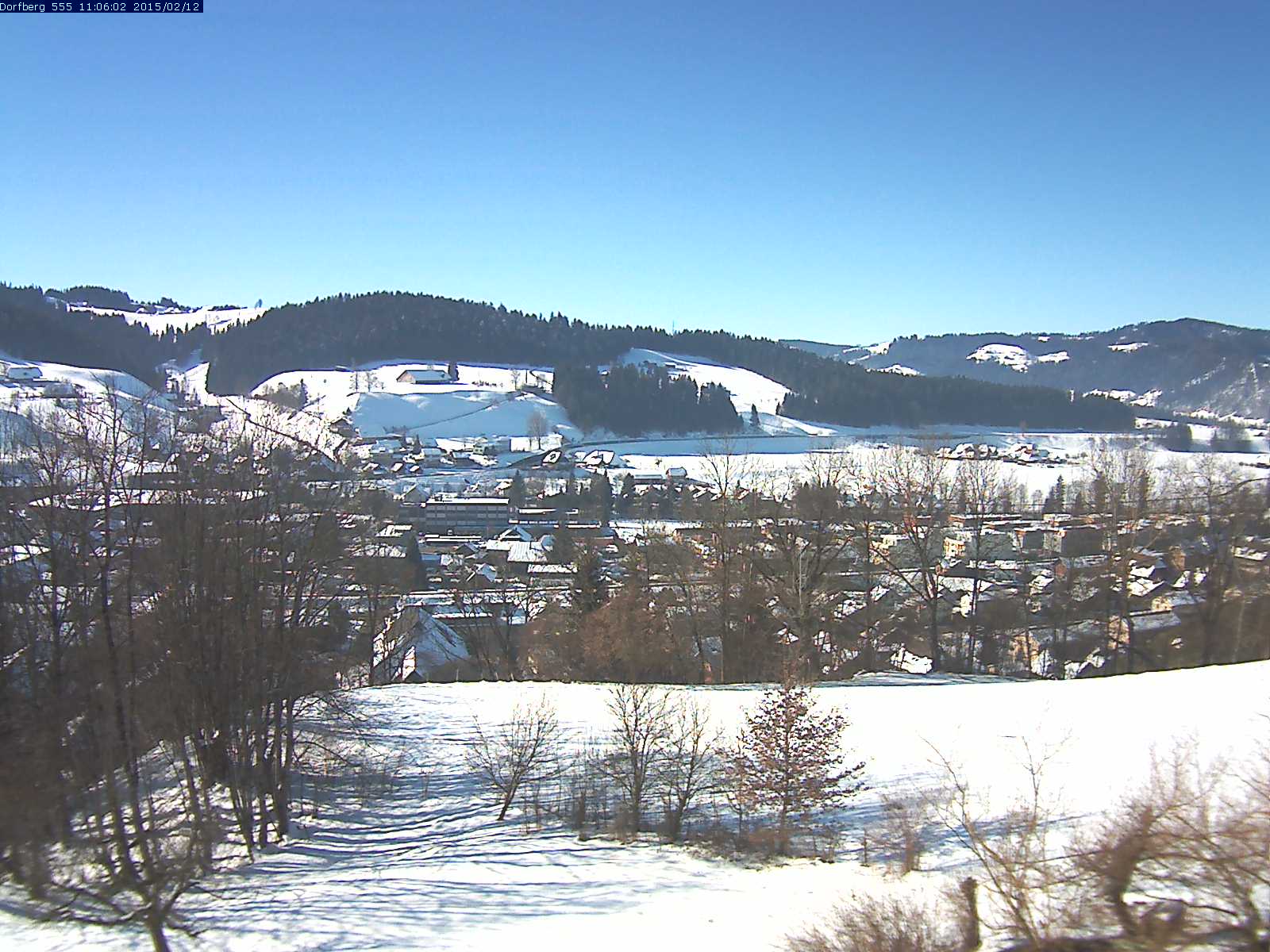 Webcam-Bild: Aussicht vom Dorfberg in Langnau 20150212-110601