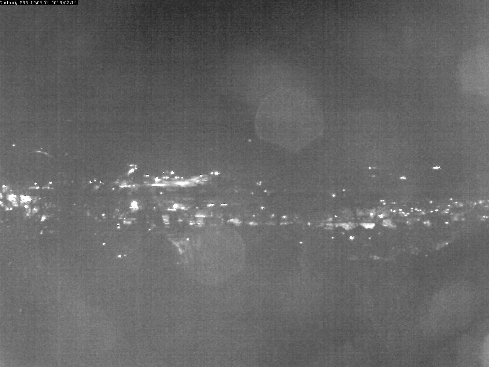 Webcam-Bild: Aussicht vom Dorfberg in Langnau 20150214-190601