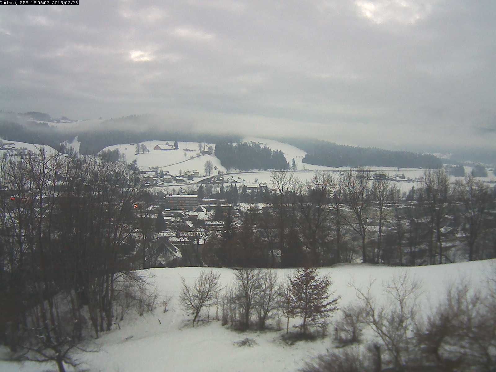 Webcam-Bild: Aussicht vom Dorfberg in Langnau 20150223-180601