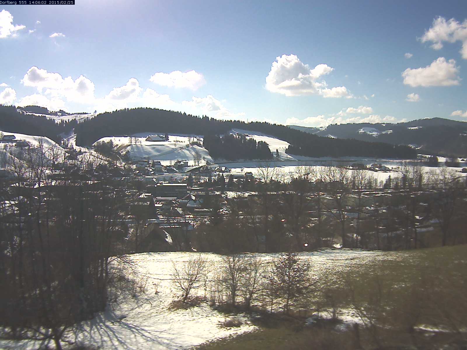Webcam-Bild: Aussicht vom Dorfberg in Langnau 20150225-140601
