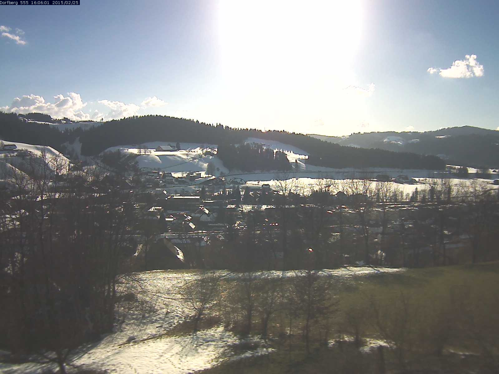 Webcam-Bild: Aussicht vom Dorfberg in Langnau 20150225-160601