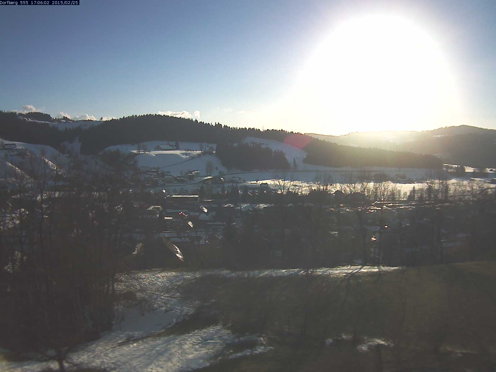 Webcam-Bild: Aussicht vom Dorfberg in Langnau 20150225-170602