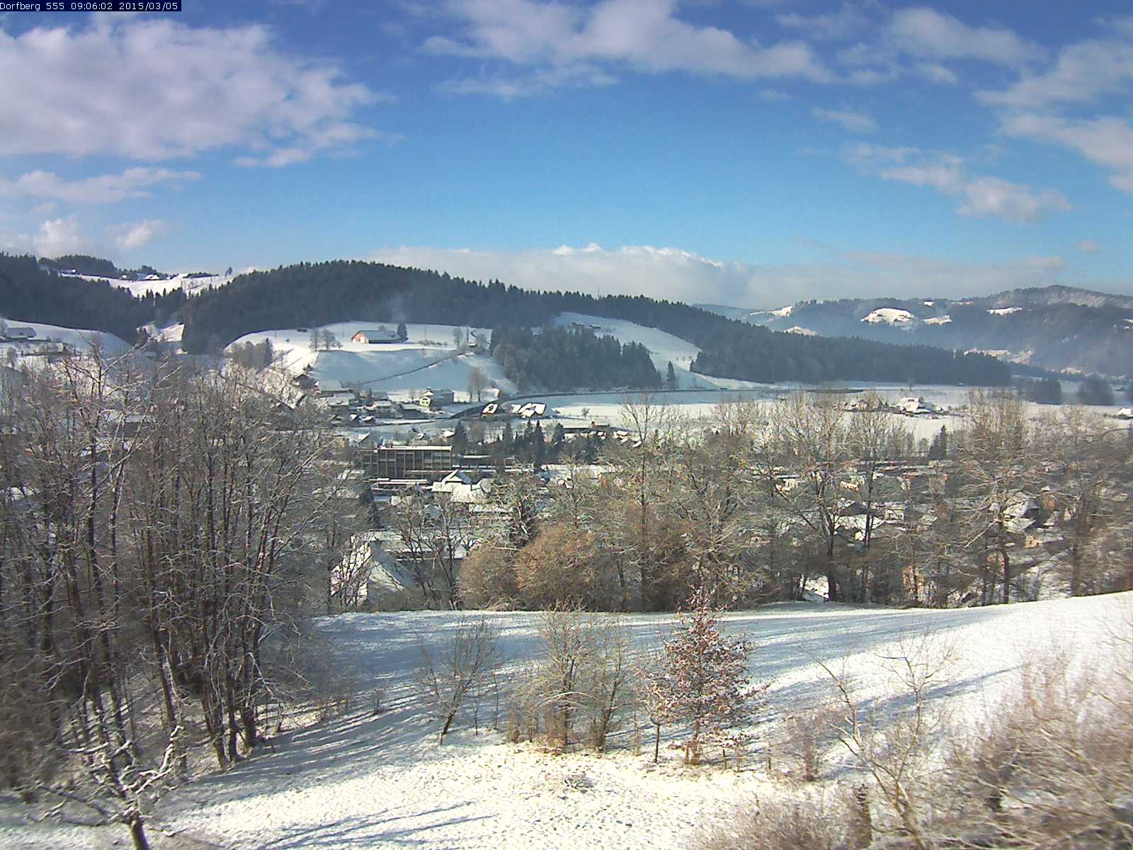 Webcam-Bild: Aussicht vom Dorfberg in Langnau 20150305-090601